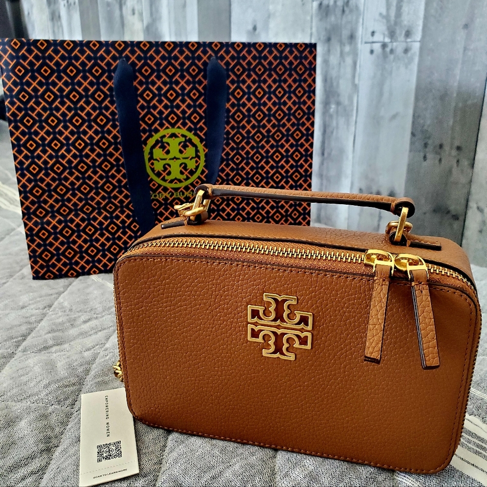 NWT Tory Burch Britten Small Top Handle Case/Bag